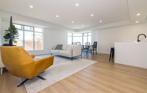 1508-1509-135 Pond Dr, Thornhill, ON, L3T7V6 | Card Image