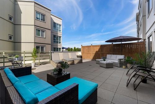 212-15795 Croydon Drive, Surrey, BC, V3Z2L6 | Card Image