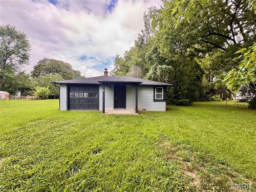 6 Irma Ln, Fairview Heights, IL, 62208-1905 | Card Image