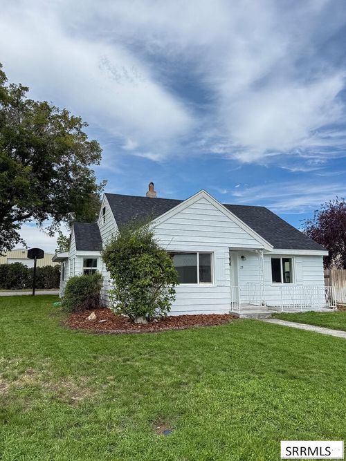 23 N Front St, Sugar City, ID, 83448-1209 | Card Image