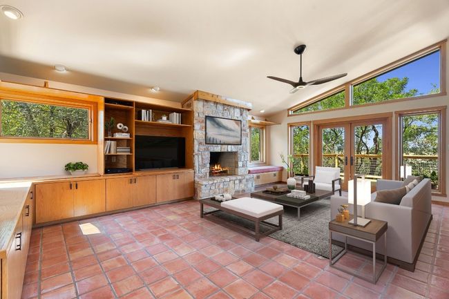 212 Comanche Cp, House other with 4 bedrooms, 3 bathrooms and null parking in Kyle TX | Image 5
