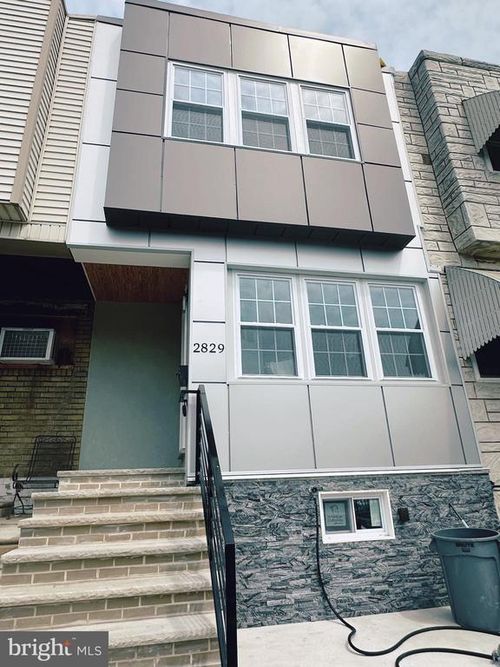 2829 S Randolph St, PHILADELPHIA, PA, 19148-4822 | Card Image