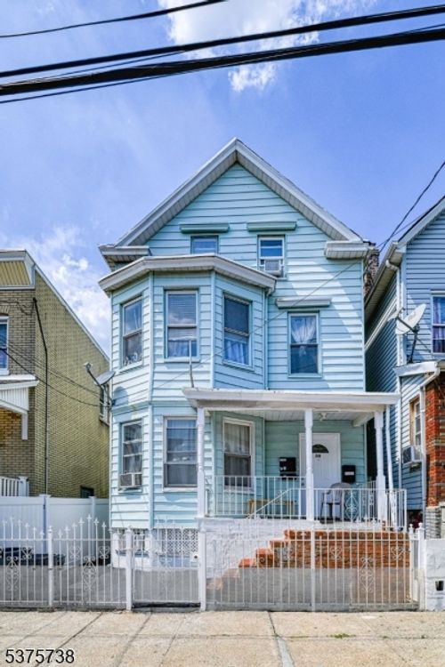 19 Rankin St, Elizabethport, NJ, 07206-1118 | Card Image