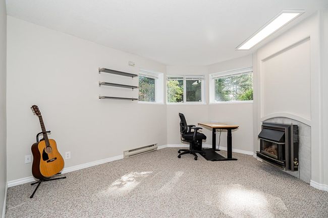 12 Flavelle Drive, House other with 6 bedrooms, 3 bathrooms and 4 parking in Port Moody BC | Image 31