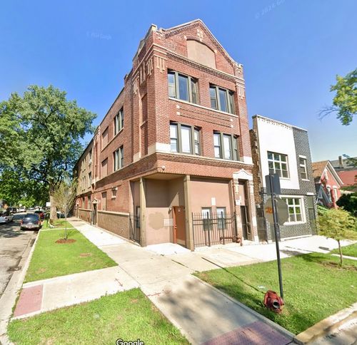 2b-2258 S Sacramento Ave, Chicago, IL, 60623-3481 | Card Image