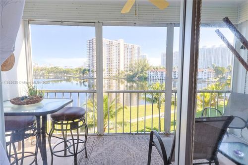 apt-c407-2999 Point East Dr, Aventura, FL, 33160-2694 | Card Image