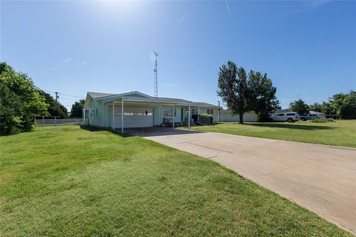 821 N 1st St, Okeene, OK, 73763-9305 | Card Image