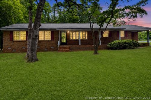 300 Par Ln, Lumber Bridge, NC, 28357-8949 | Card Image