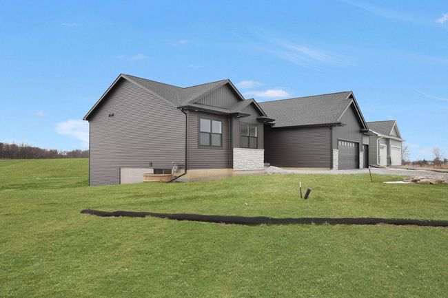 2826 Autumn Woods Dr, House other with 5 bedrooms, 3 bathrooms and null parking in Cedar Falls IA | Image 37