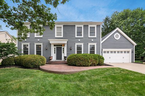 233 Weatherburn Ct, Powell, OH, 43065-9103 | Card Image