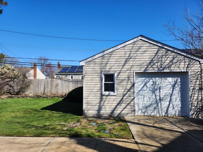 12 Jamaica Ave, House other with 4 bedrooms, 2 bathrooms and null parking in Plainview NY | Image 18