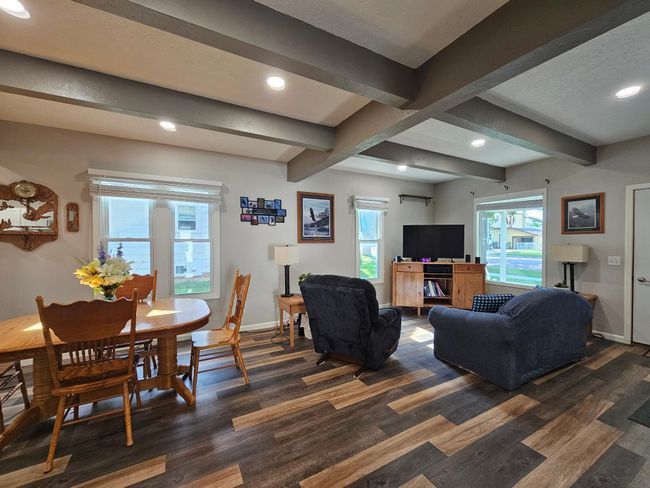 411 W Main St, House other with 4 bedrooms, 2 bathrooms and null parking in Pipestone MN | Image 7