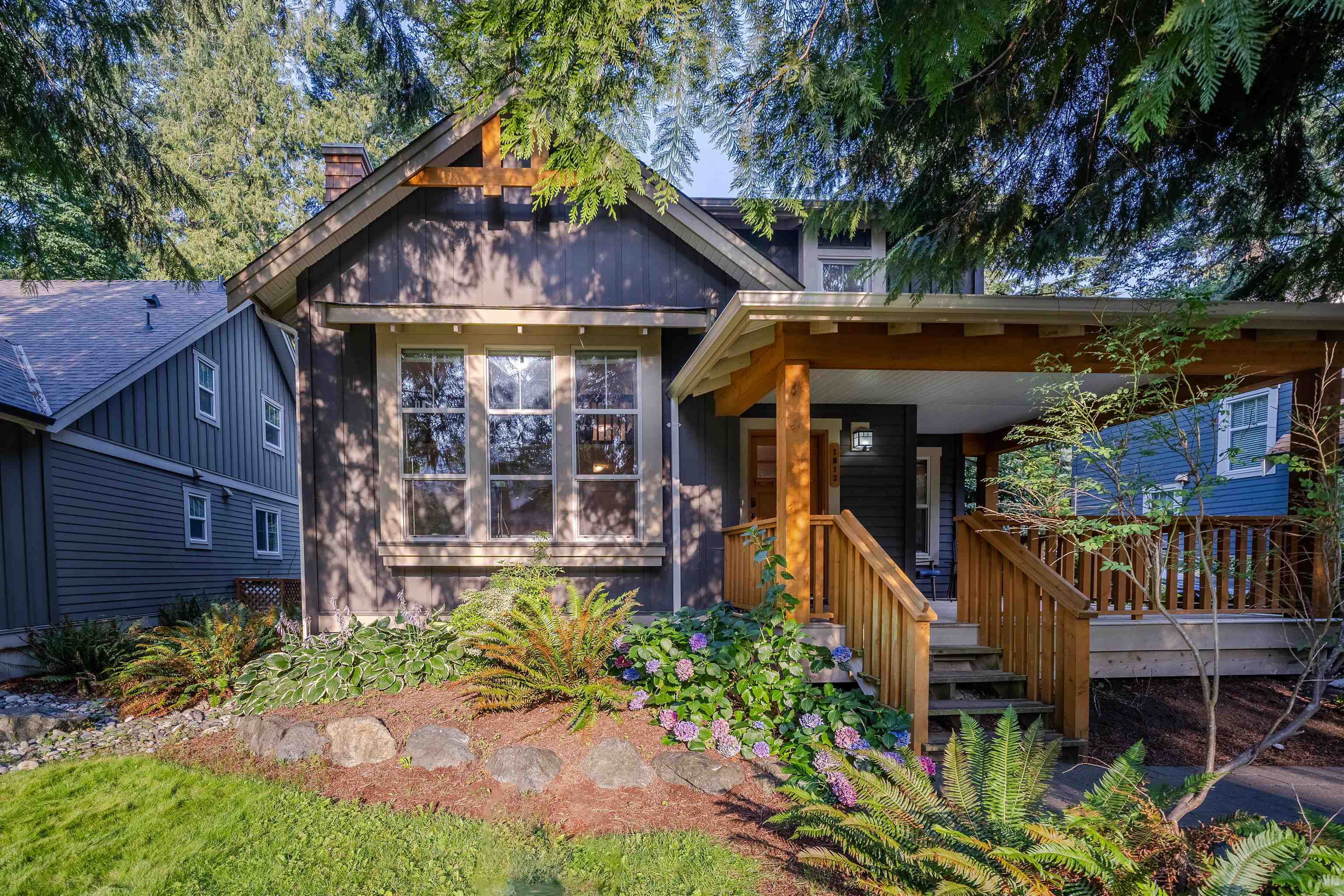Residential in Lindell Beach 2