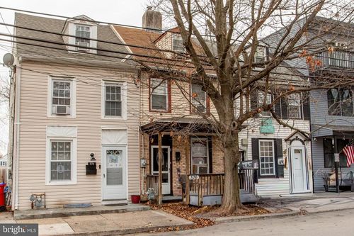 576 Bath St, BRISTOL, PA, 19007-3604 | Card Image