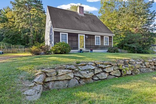 18 Atwood St, Kingston, MA, 02364-1606 | Card Image