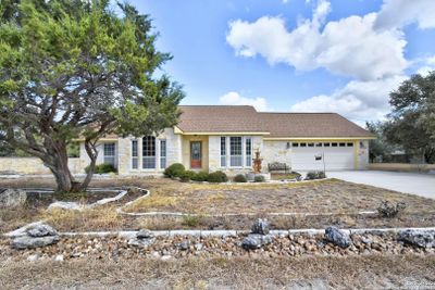 282 &amp; 266 Park Grv, House other with 3 bedrooms, 2 bathrooms and null parking in Spring Branch TX | Image 1