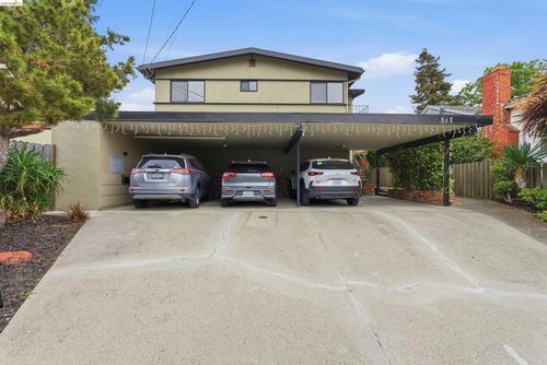 517 Stannage Ave, Albany, CA, 94706-1236 | Card Image
