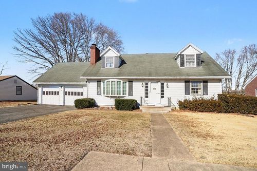 303 Hermitage Dr, ELKTON, MD, 21921-5748 | Card Image