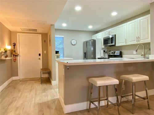 209-3010 N Course Dr, Pompano Beach, FL, 33069-3399 | Card Image