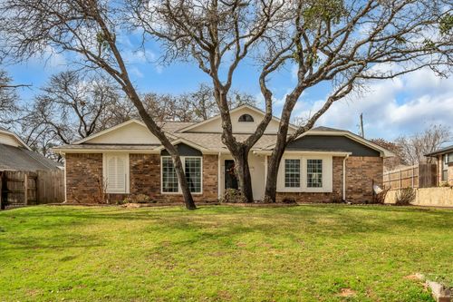 4604 Lindberg Dr, Arlington, TX, 76016-5230 | Card Image