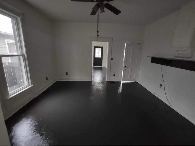 1033 Central Ave, House other with 2 bedrooms, 1 bathrooms and null parking in Columbus IN | Image 5