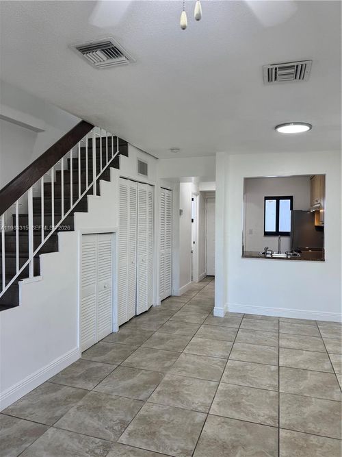 113-1001 Sw 105th Ave, Miami, FL, 33174-2661 | Card Image