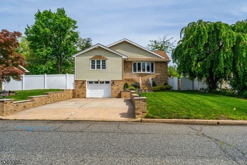 201 Summit Ave, Fords, NJ, 08863-1835 | Card Image