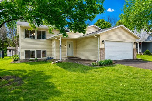 9115 Janero Ave S, Cottage Grove, MN, 55016-4073 | Card Image