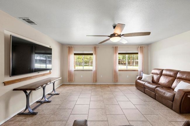 101 Deer Clearing, House other with 3 bedrooms, 2 bathrooms and 6 parking in Kyle TX | Image 5