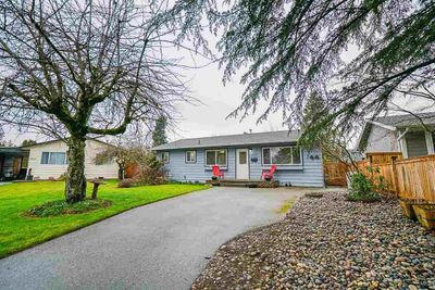 20133 52 Ave, House other with 3 bedrooms, 2 bathrooms and 2 parking in Langley BC | Image 1