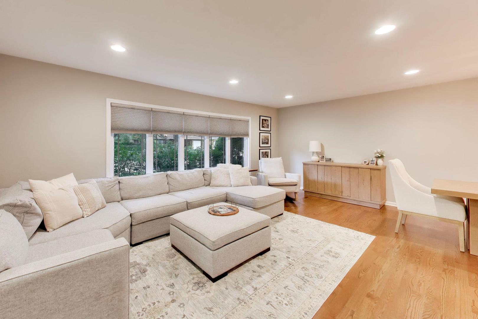 Residential in Park Ridge 4