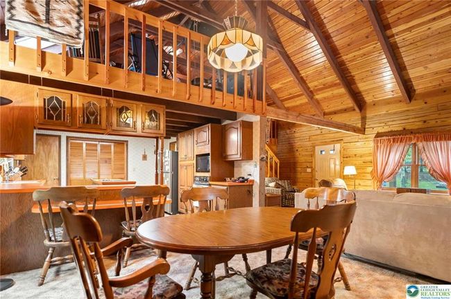 324 Hatchery Rd, House other with 2 bedrooms, 2 bathrooms and null parking in Jim Thorpe PA | Image 4