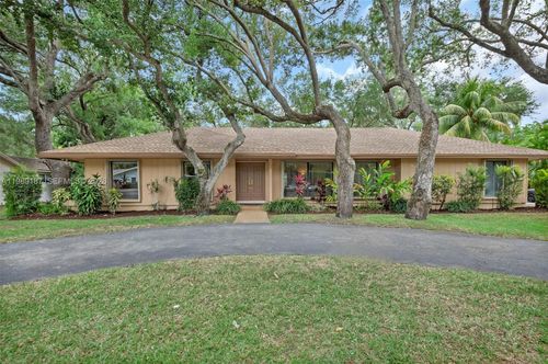16745 Sw 74th Ct, Palmetto Bay, FL, 33157-3872 | Card Image