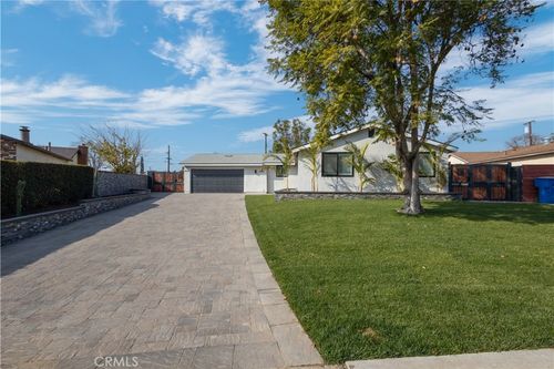 8935 Patrero St, Riverside, CA, 92503-2732 | Card Image