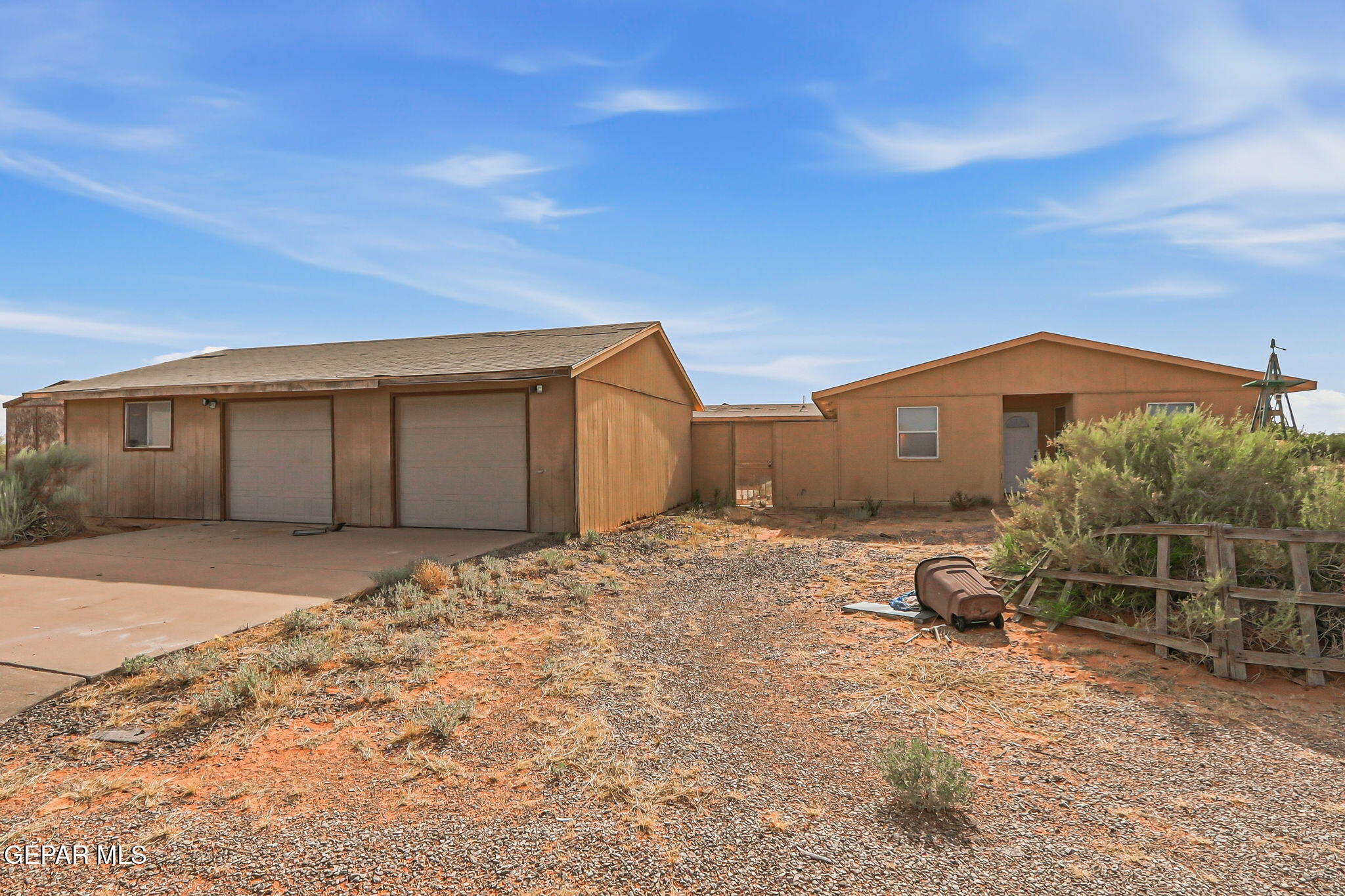 Residential in Clint 2