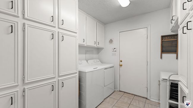 201 Larkspur Ln, House other with 3 bedrooms, 2 bathrooms and null parking in Wake Village TX | Image 18