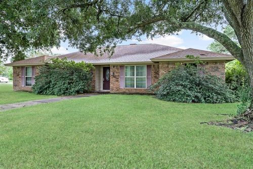 234 Meneley Rd, Winnie, TX, 77665-8408 | Card Image