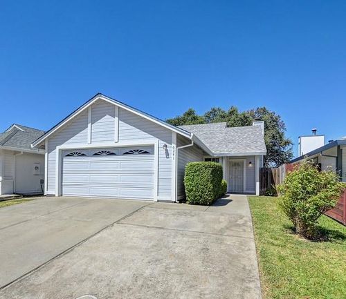 6241 Riverbelle Ct, Rio Linda, CA, 95673-4220 | Card Image