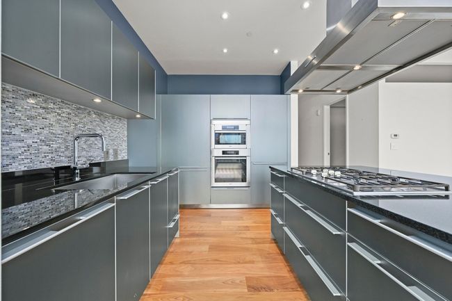APT-2011 - 210 Lavaca St, Condo with 2 bedrooms, 3 bathrooms and 2 parking in Austin TX | Image 13