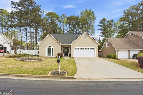 805 Meadowsong Cir, Lawrenceville, GA, 30043-4236 | Card Image