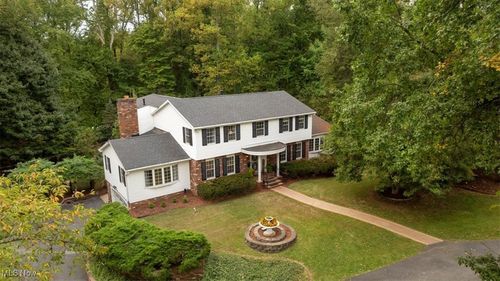 36 Meadowcrest Dr, Parkersburg, WV, 26104-9394 | Card Image