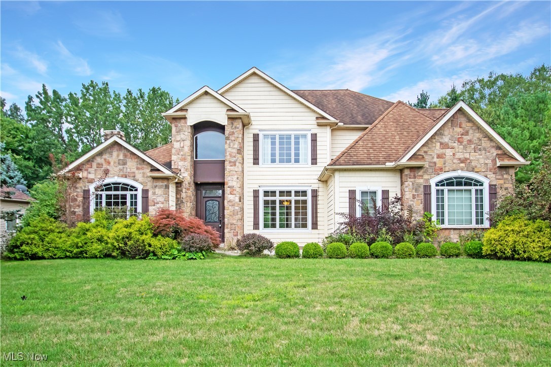 Achill Ct, Northfield, OH 44067