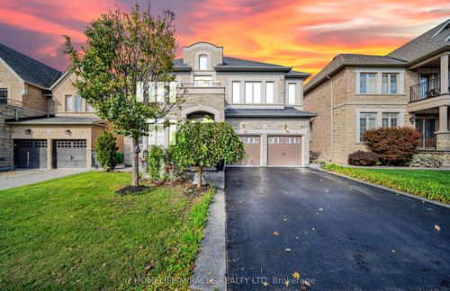 24 Haywood Dr, Brampton, ON, L6X0W1 | Card Image