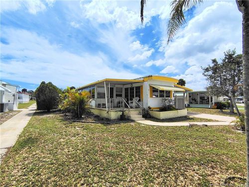 2465 Se Penny Ln, Stuart, FL, 34994-4709 | Card Image