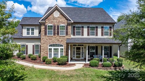 11515 Warfield Ave, Huntersville, NC, 28078-5470 | Card Image