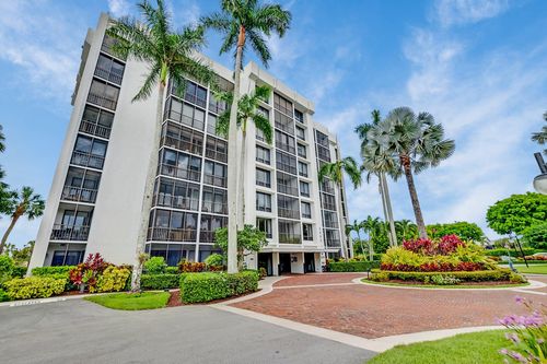 1023-6895 Willow Wood Dr, Boca Raton, FL, 33434-3526 | Card Image