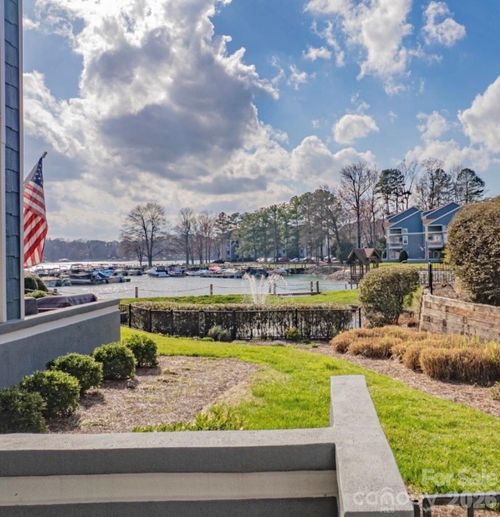 1125 Torrence Cir, Davidson, NC, 28036-9410 | Card Image