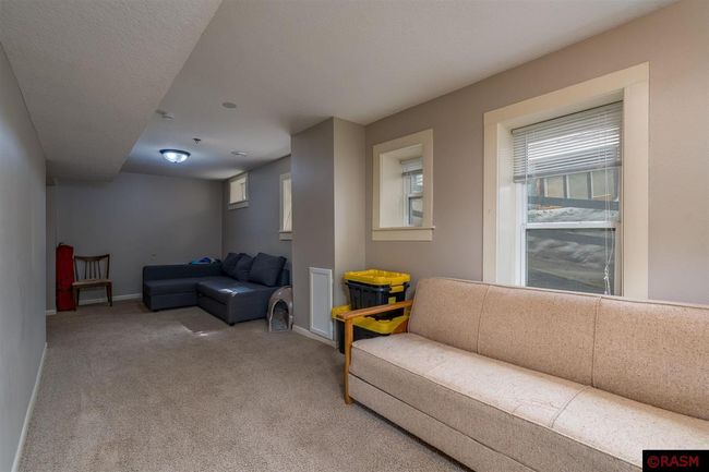 308 W Pleasant St, House other with 3 bedrooms, 2 bathrooms and null parking in Mankato MN | Image 25