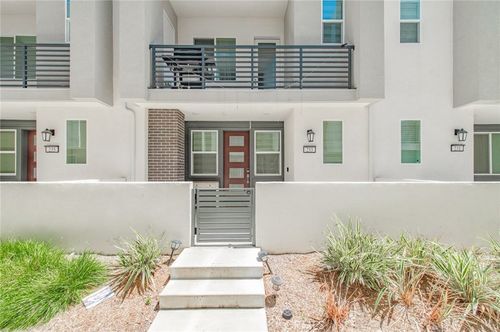 233 Sash, Irvine, CA, 92618-1463 | Card Image