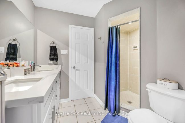 43 Sassafras Cir, House attached with 4 bedrooms, 4 bathrooms and 2 parking in Thornhill ON | Image 28